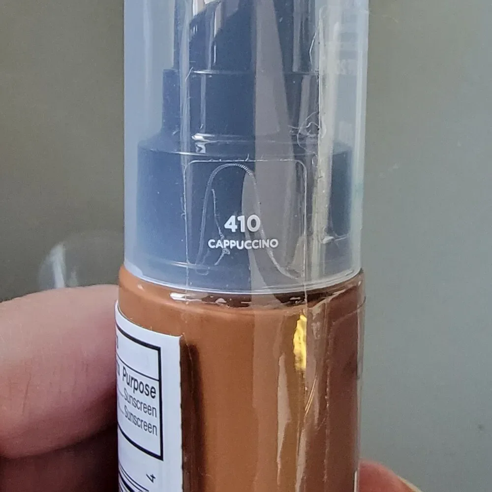 Revlon Colorstay 24HR Foundation Makeup 1Normal/Dry 410 CAPPUCCINO